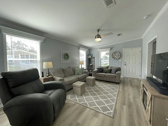 2nd image of 1670 Coralwood Ln