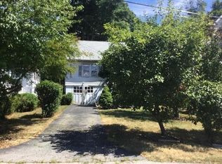 427 Depew St, Peekskill, NY 10566