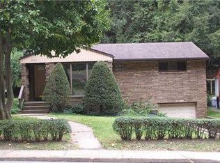 751 Maytide St, Pittsburgh, PA 15227