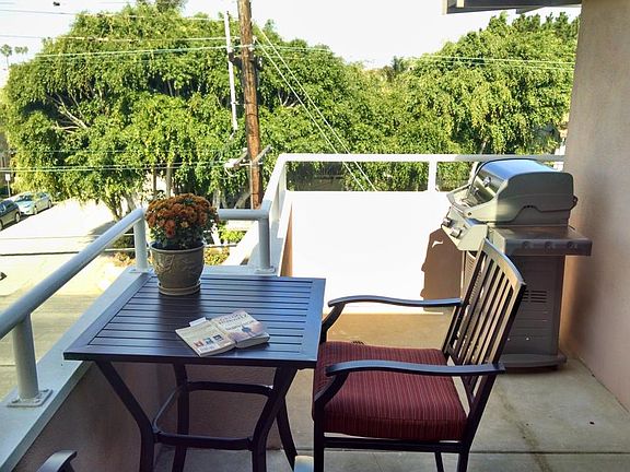 balcony with Weber gas BBQ