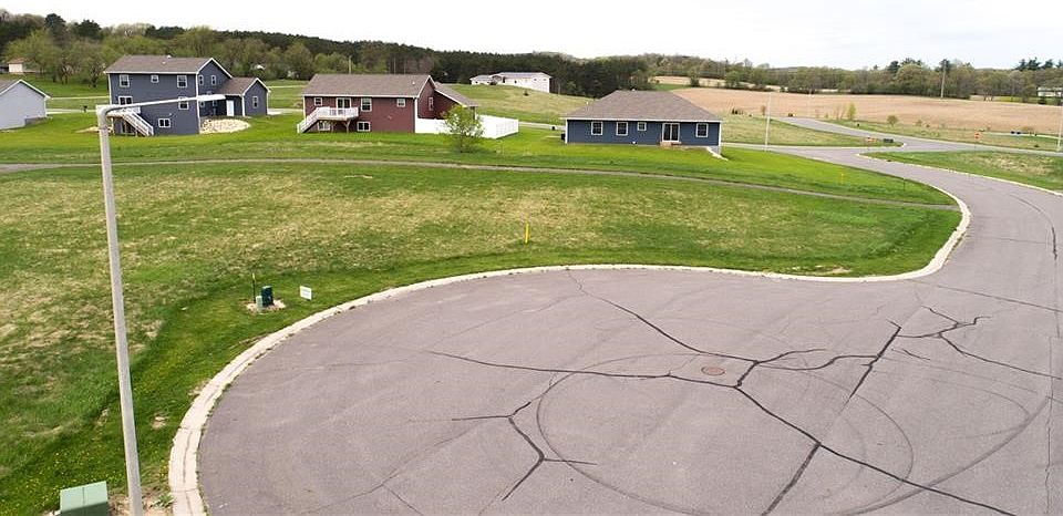 2nd image of 1005 Reed Drive
