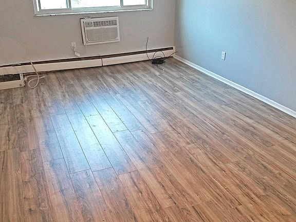 4th image of 3778 W 33rd St APT 20