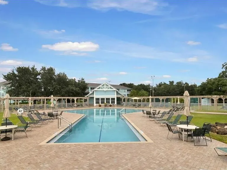 19335 Water Oak Dr #108 — Photo 20