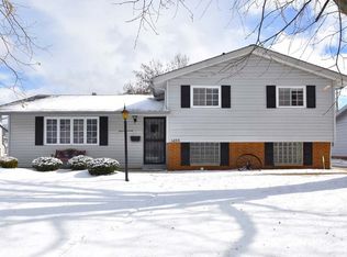 1255 Giesse Dr, Mayfield Heights, OH 44124