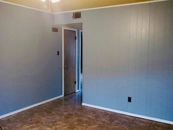 3rd image of 710 E O St APT 5