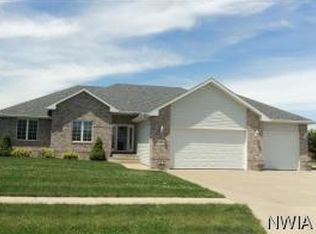 409 Wild Plum Way, Sergeant Bluff, IA 51054