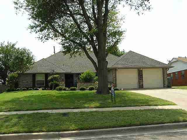 1st image of 4716 NW Cheryl Blvd