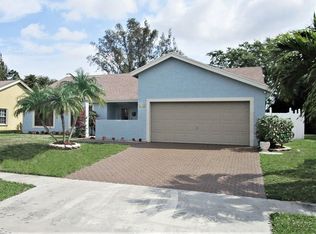 170 Miramar Ave, Royal Palm Beach, FL 33411