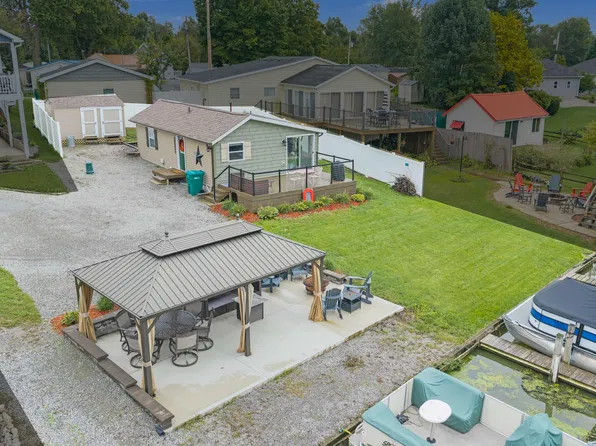 11162 Maple Dr, Lakeview, OH 43331