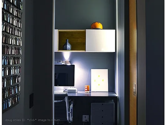 Sold by Aclawrence | media 3