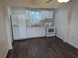 401 Camellia Way, Modesto, CA 95354