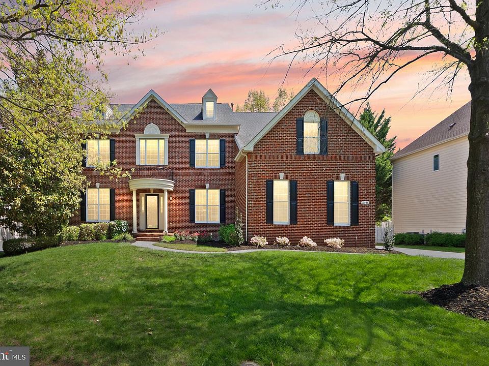 1st image of 19944 Interlachen Cir