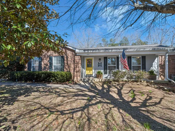 206 Eisenhower Dr, Ashland City, TN 37015