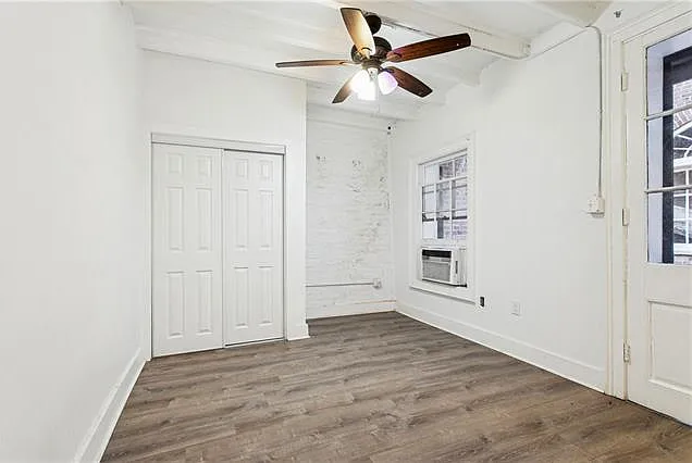 807 Bourbon St #3-1C — Photo 3