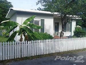 front of 602 s/f home