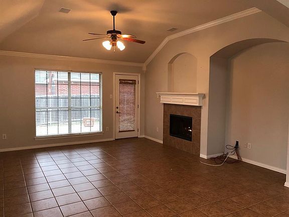 2nd image of 9001 Tate Ave
