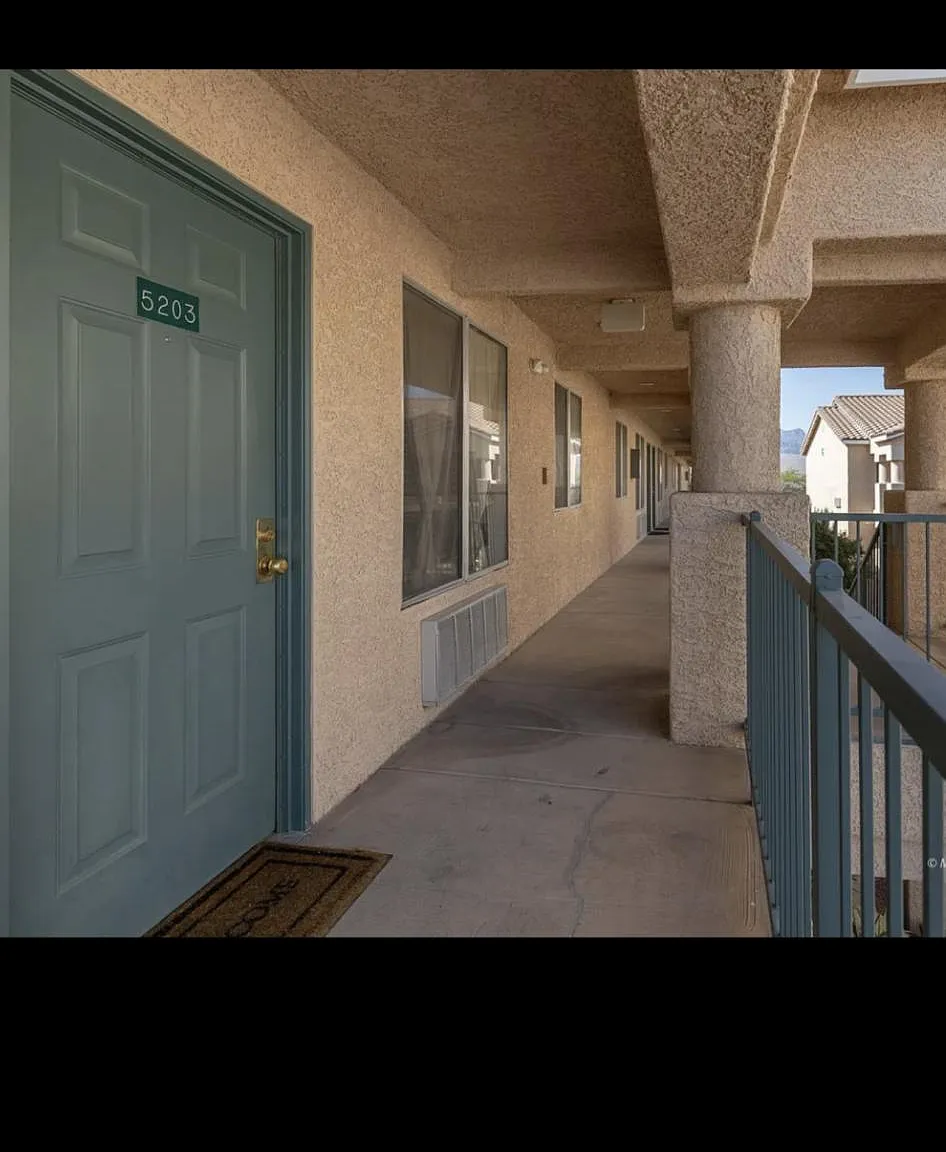 1 bed, 445 sqft, $1,095 — Photo 2