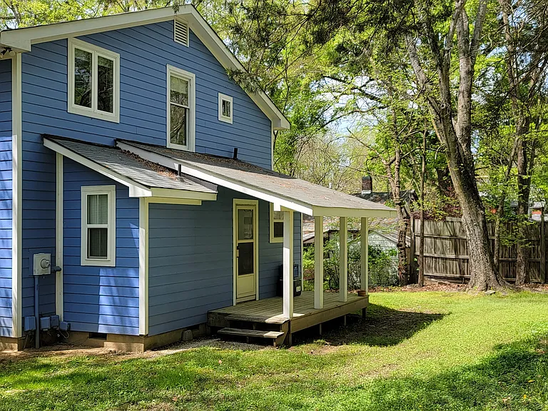 207 Bim St — Photo 11