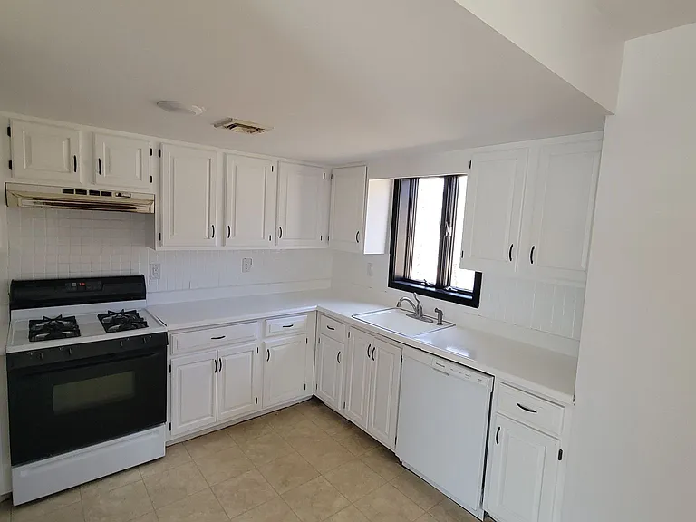 40 Felter Hill Rd — Photo 4