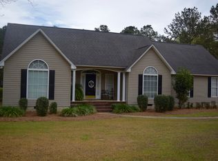 1817 Lakewood Dr SE, Cairo, GA 39828