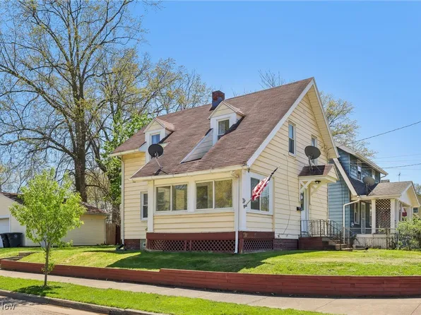 953 Mercer Ave, Akron, OH 44320