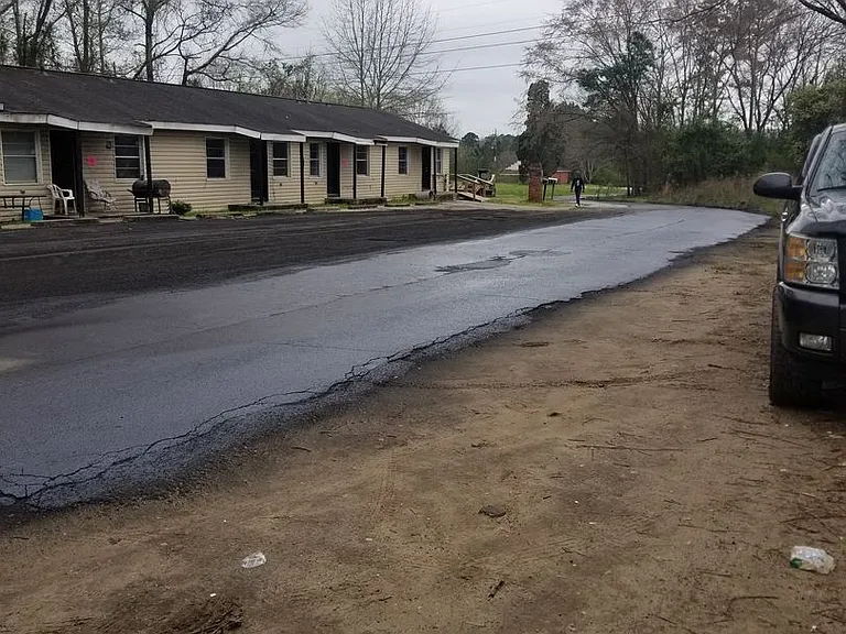 441 S Seale Rd — Photo 1