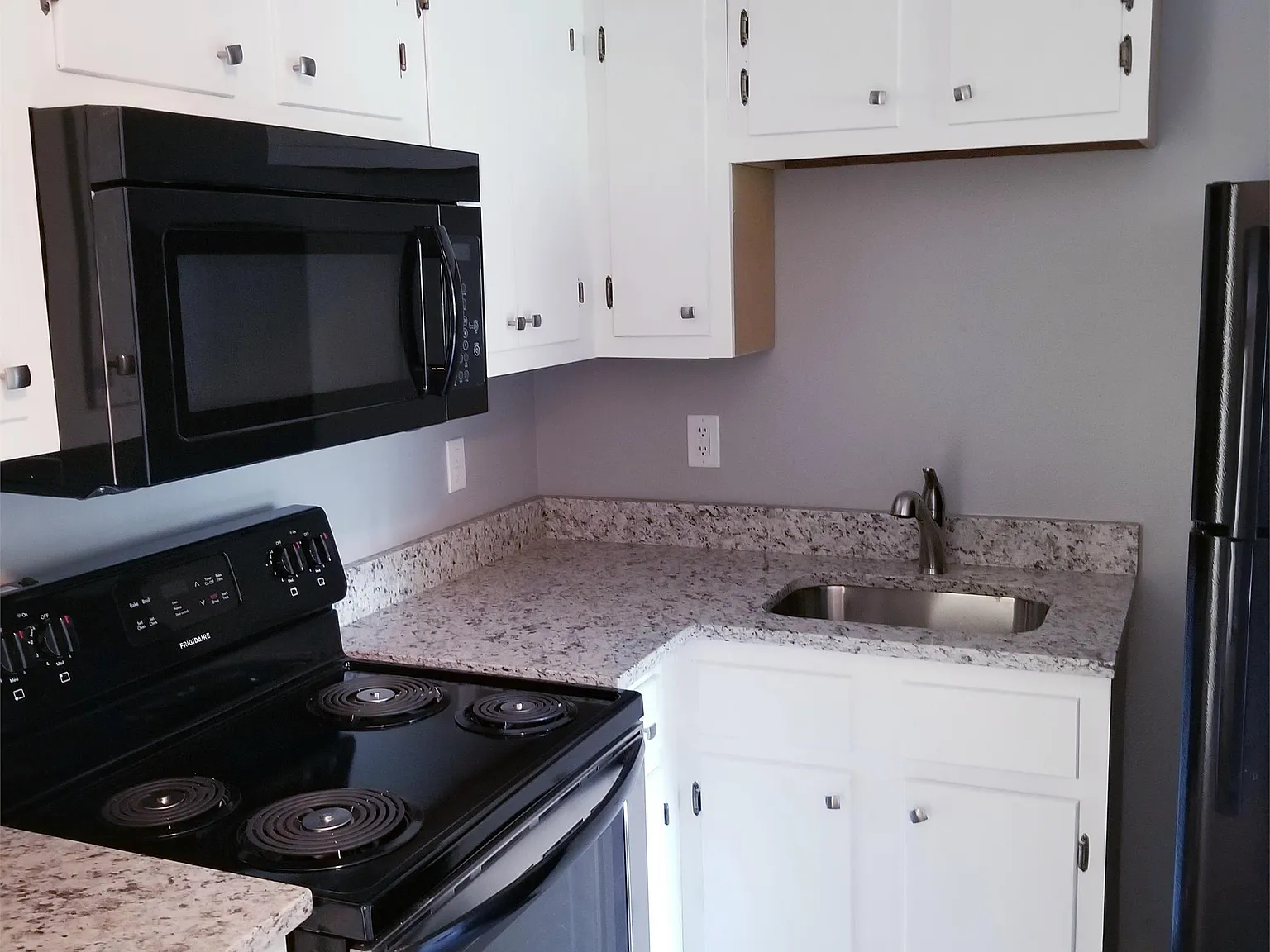 502 Pecan Dr — Photo 3