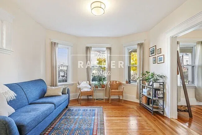 2 bed, 1200 sqft, $3,650 — Photo 4