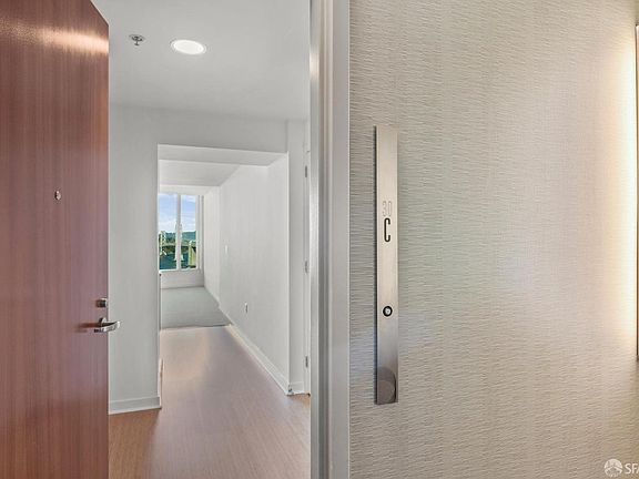 2nd image of 338 Spear St Unit 30C