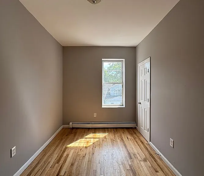 89 Columbia Ave #3D — Photo 9