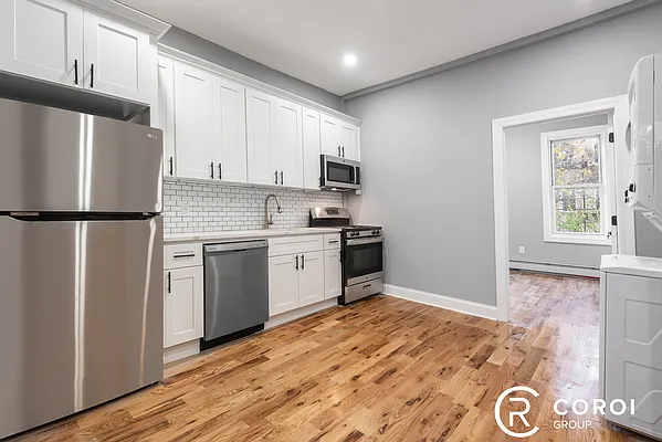 Rented by Coroi Corp | media 19