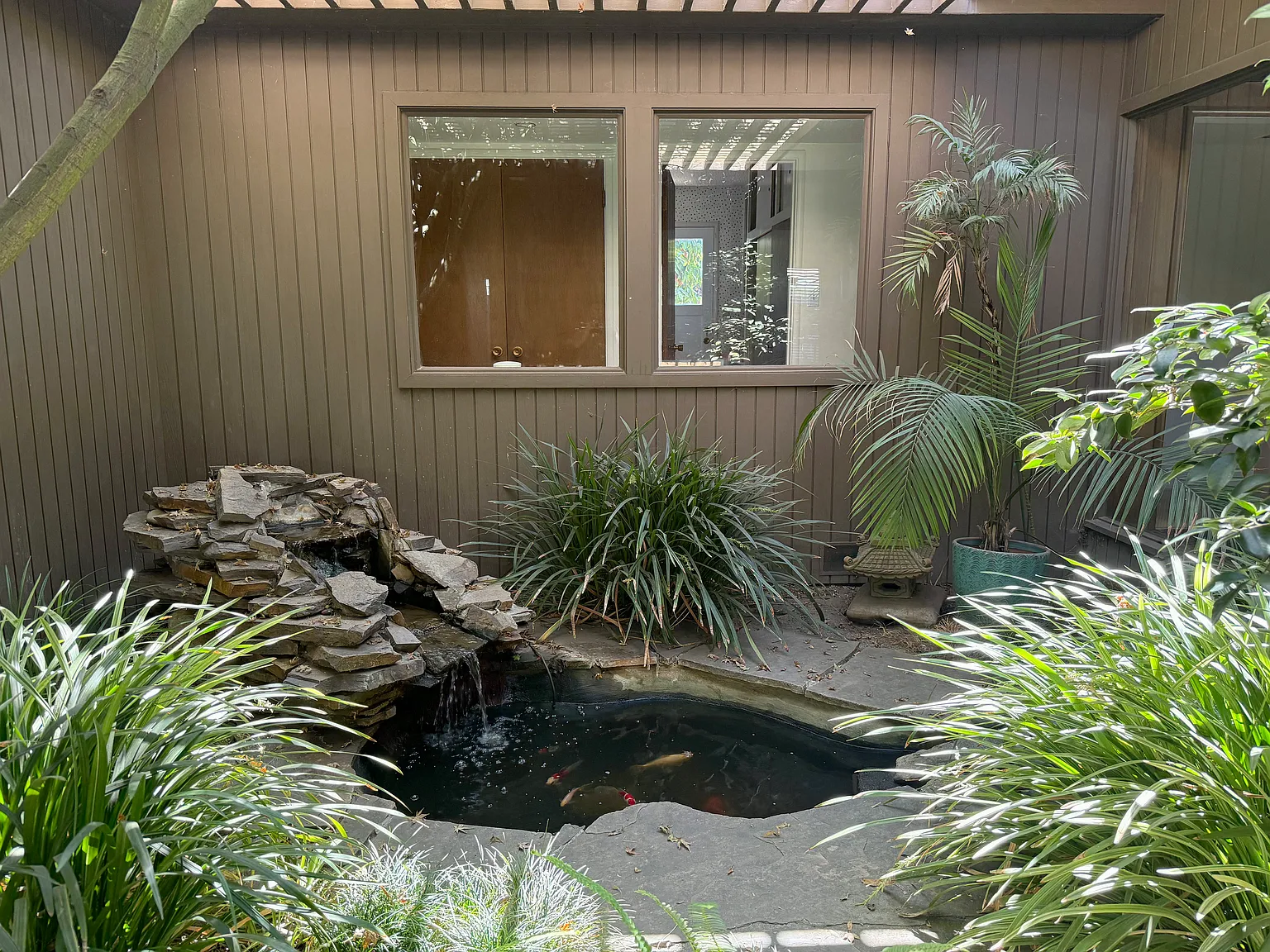 3 bed, 1967 sqft, $2,700 — Photo 3