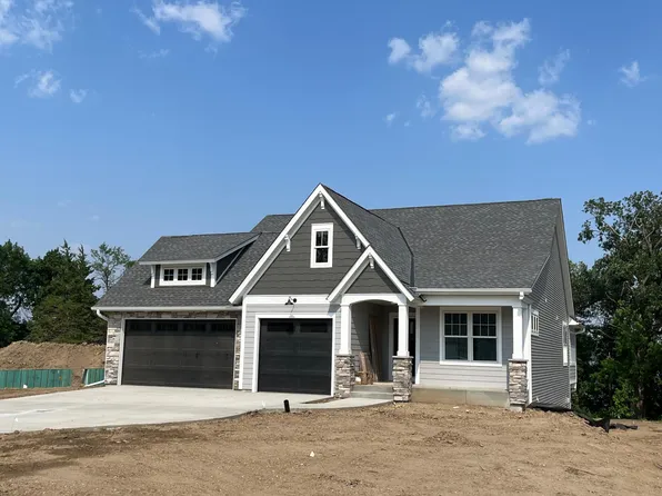 11869 302nd St, Chisago City, MN 55013