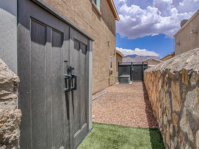 7751 Enchanted Path Dr — Photo 54