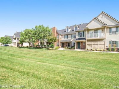 4122 Hampton Ridge Blvd, Howell, MI, 48843
