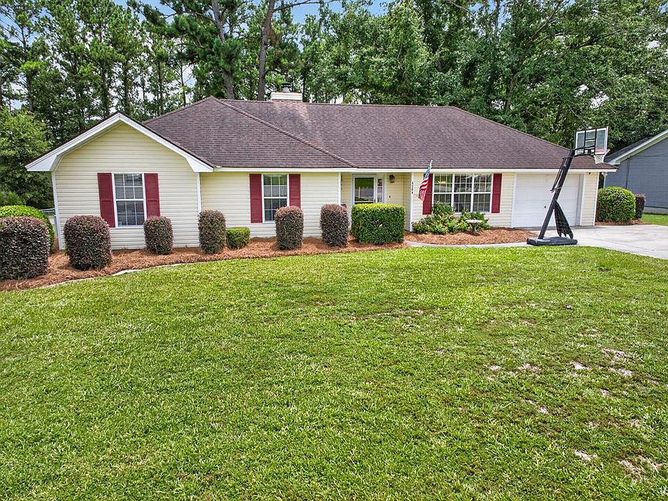 1st image of 4204 Big Oak Cir