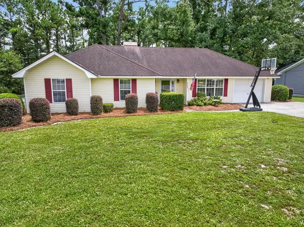 4204 Big Oak Cir, Valdosta, GA 31602