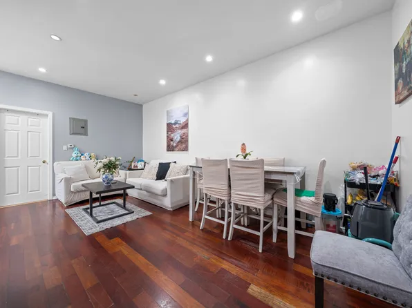 1323 Sutter Avenue image 25 of 50