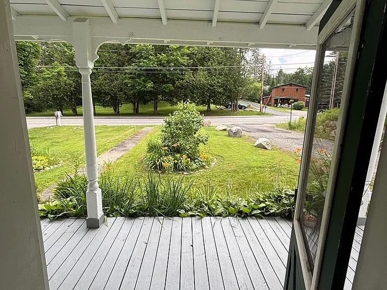 29 Station St #2 — Photo 2