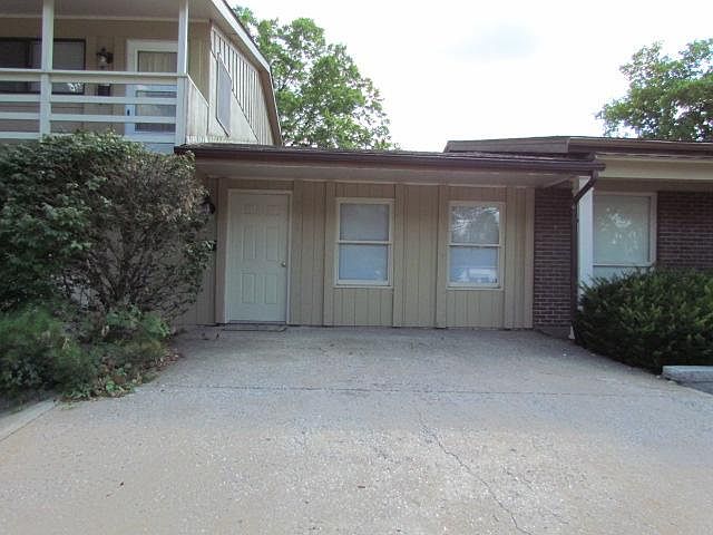 View of front of the apartment