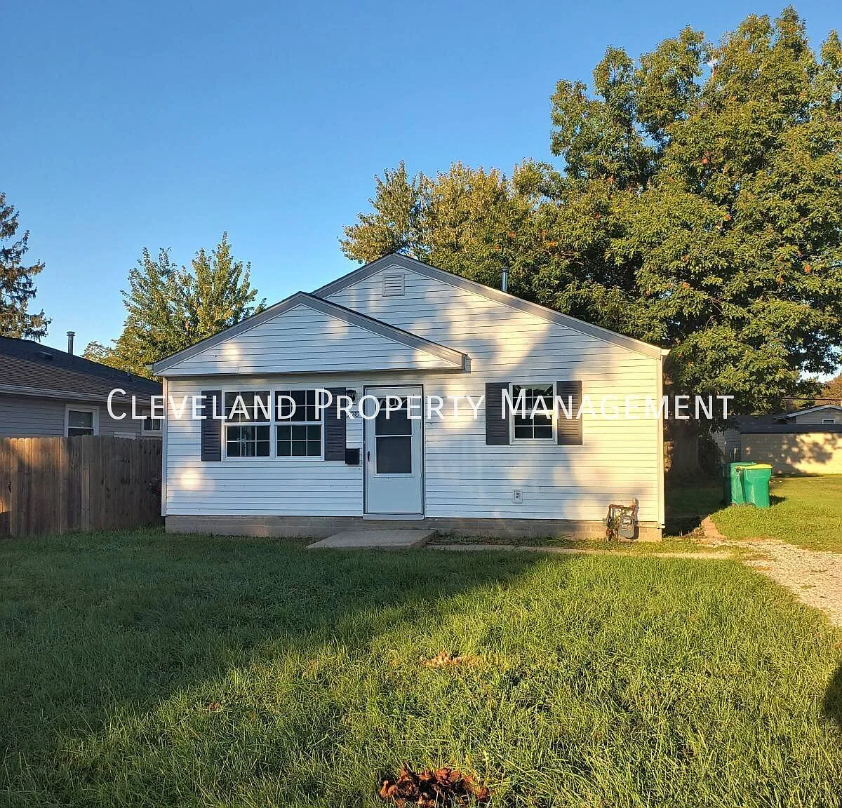 3 Bedroom Ranch in Mentor Headlands — Photo 1
