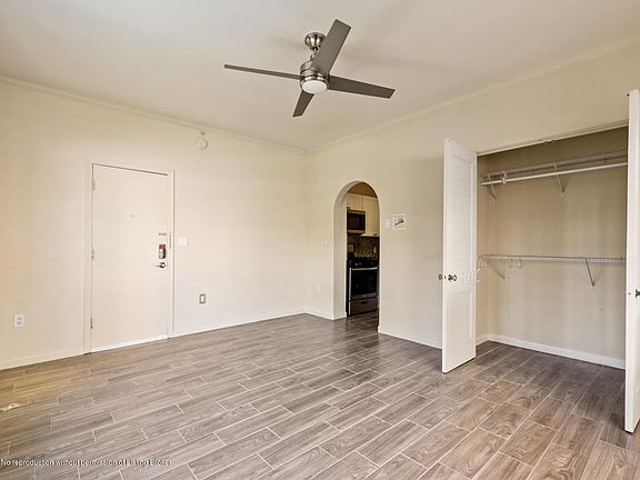 5th image of 445 Brazilian Ave APT 10