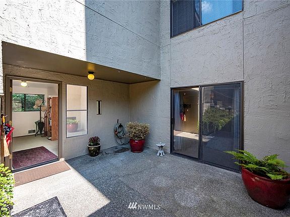 2nd image of 6642 Park Point Way NE Unit D110
