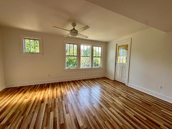 Primary bedroom (upstairs)