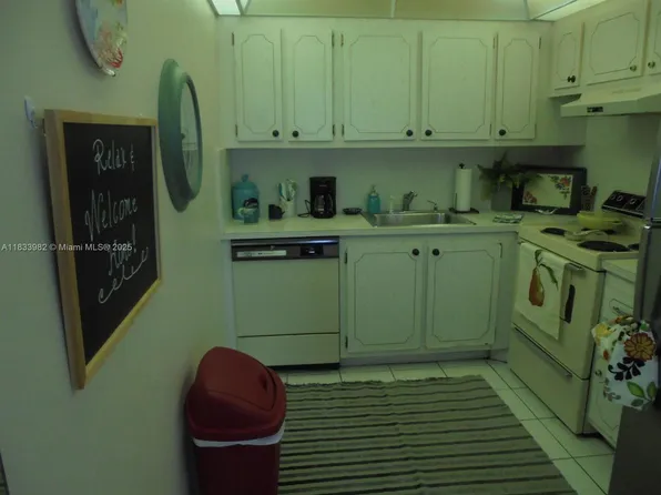 31 Fanshaw Way #A-31a, Boca Raton, FL 33434