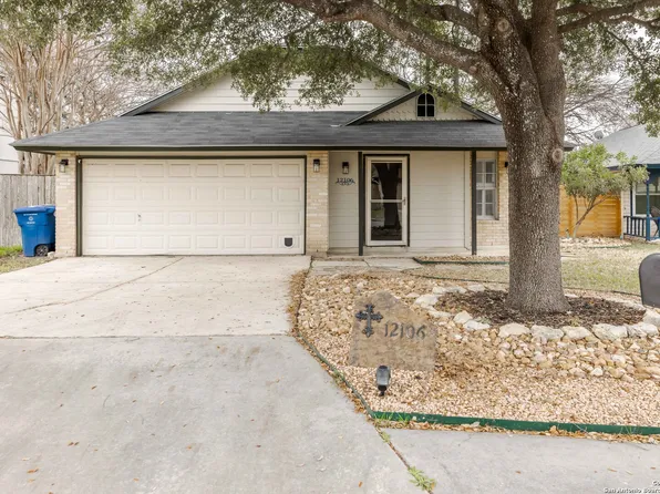 12106 Ridge Ct, San Antonio, TX 78247