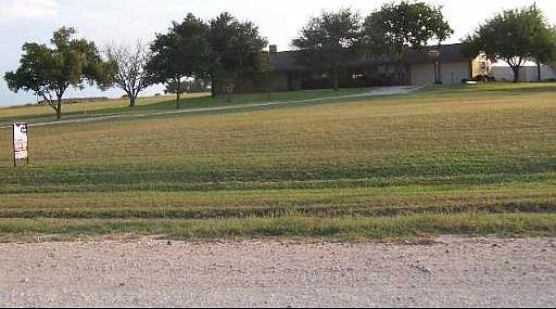 2nd image of 3090 CNTY RD 225