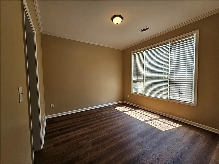 3202 Heritage Walk Ln — Photo 12