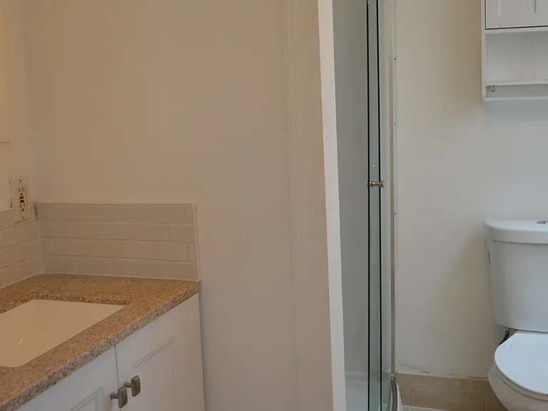 249A Foster St #1 — Photo 8