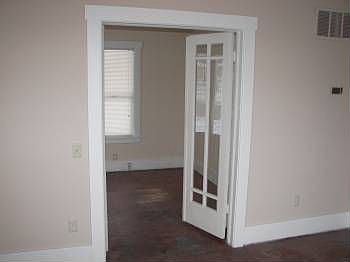 5th image of 604 N Bradley St